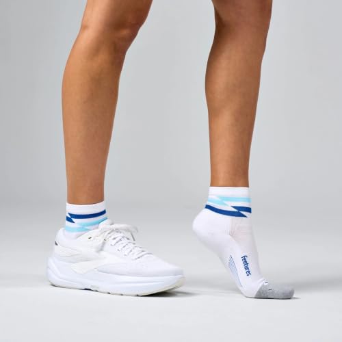 Feetures Elite Light Cushion Quarter Sock - color: White Track (1 Pair), size: Medium