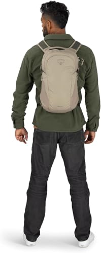 Osprey Daylite Commuter Backpack, Green OS - color: Green Belt/Green Canopy