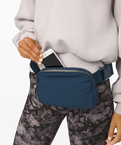 YOSHUYUKI Mini Crossbody Belt Bag - Waterproof Fanny Pack for Women, Fashionable Running Belt Pouch in Navy Blue - color: Navy Blue