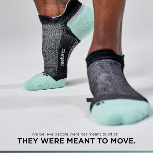 Feetures Elite Max Cushion No Show Tab Ankle Sock - color: Mint Chip (1 Pair), size: Large