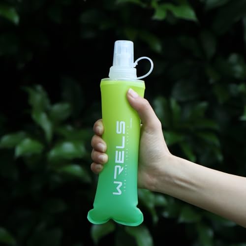 WRELS Soft Flasks TPU Soft Water Bottles Folding Soft Running Water Flask Small for Outdoor Sports Hiking Hydration Pack 8oz/17oz Hiking Cycling Climbing - color: Green-500ml