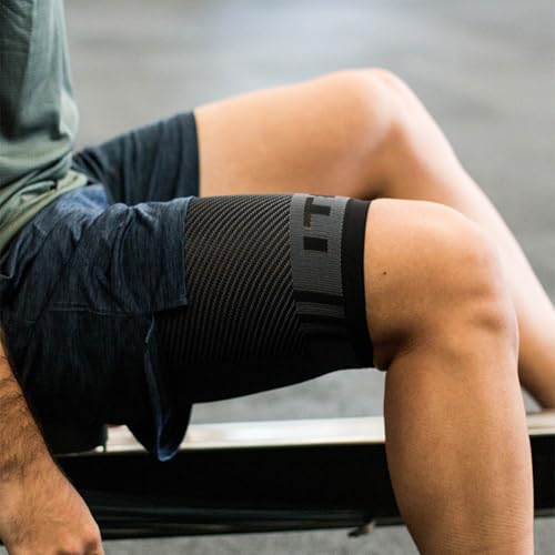 OS1st QS4 Compression Quad/Hamstring Sleeve with Iliotibial Band Brace for ITBS, hamstring pulls and weak quads and thighs - size: Small