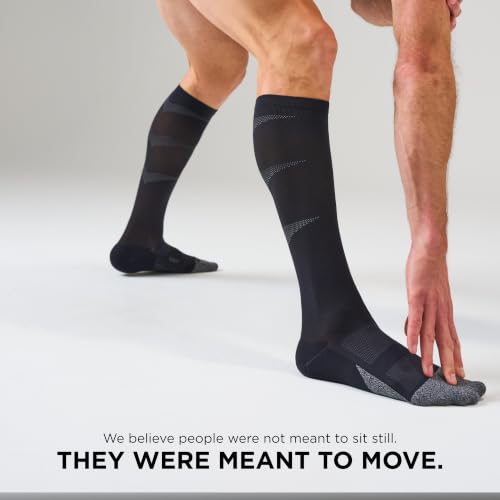 Feetures Compression Knee High Socks - Graduated Compression Socks for Women & Men - (1 Pair) - color: Black, size: Small