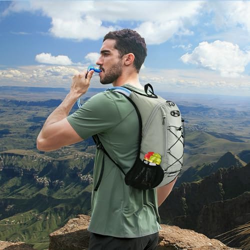 Lightweight Hydration Backpack, Running Backpack with 2L Water Bladder - color: Light Grass Green