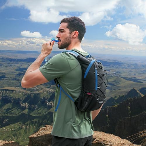 Lightweight Hydration Backpack, Running Backpack with 2L Water Bladder - color: Blue