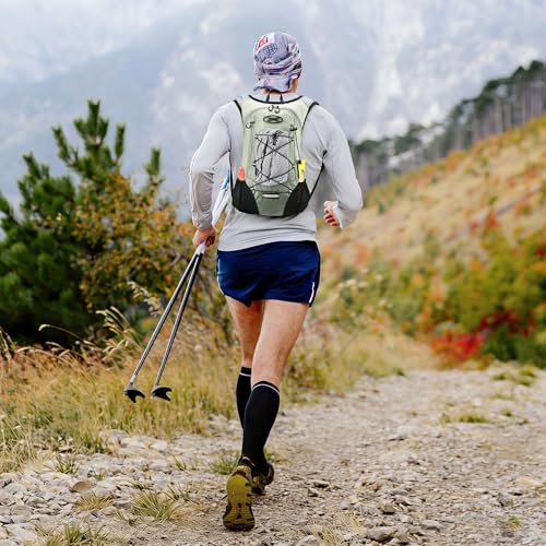 Lightweight Hydration Backpack, Running Backpack with 2L Water Bladder - color: Light Grass Green
