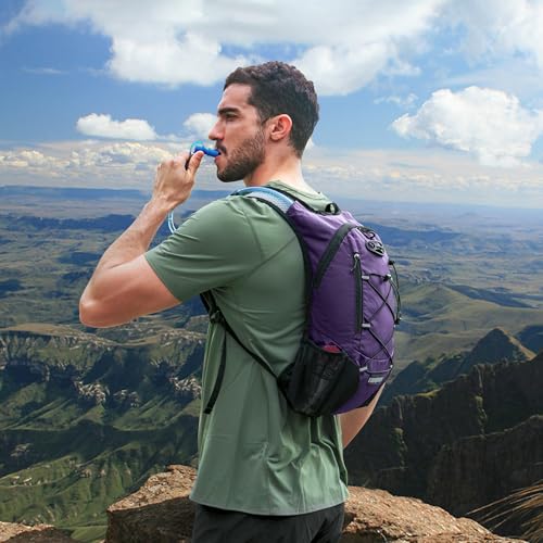 Lightweight Hydration Backpack, Running Backpack with 2L Water Bladder - color: Purple