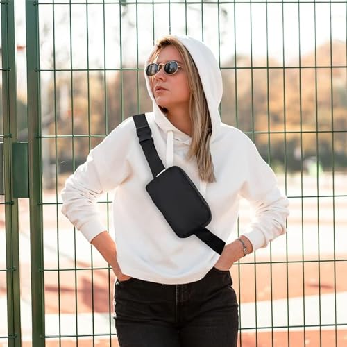 Geestock Mini Belt Bag with Adjustable Strap Fanny Packs for Women, Black