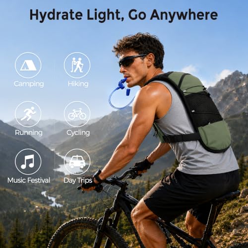 Running Vest Water Backpack with 2L Leak-Proof Bladder for Men & Women - color: Green