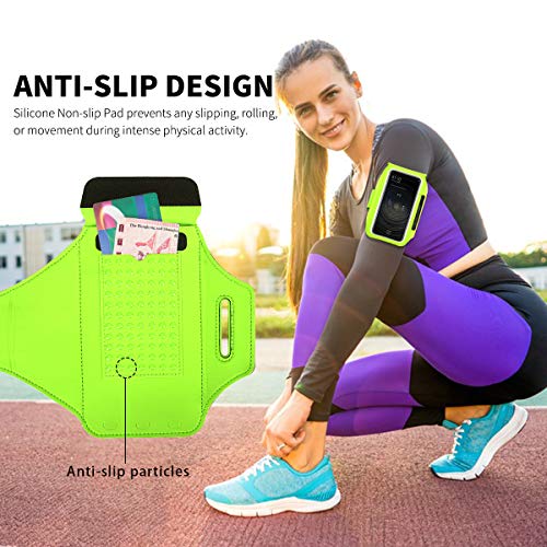 Running Armband with Earphone Pouch Fits Phones up to 6.9" - color: Green (Up to 6.9''), size: Medium