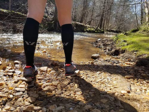 Swiftwick ASPIRE TWELVE Running Socks, Knee High Compression Fit - color: Black, size: Medium
