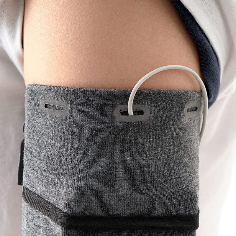 Sports Running Armband for Cell Phone, Universal Phone Armband Sleeve for Workout, Water Resistant Running Pouch for Gym (Medium) - size: Medium